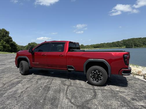 2021 GMC Sierra 2500 AT4