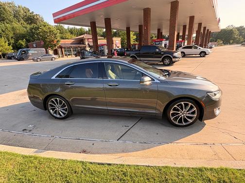Gray 2019 Lincoln MKZ Reserve I