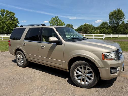 Gold 2017 Ford Expedition Limited