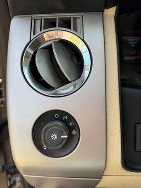 Gold 2017 Ford Expedition Limited