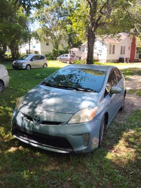 2012 Toyota Prius Two