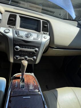 Blue 2009 Nissan Murano LE