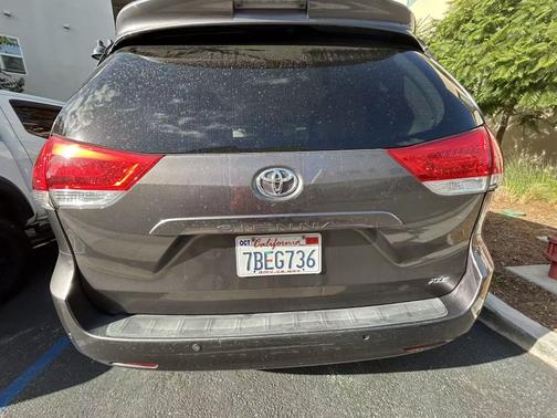2013 Toyota Sienna XLE