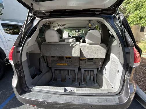 2013 Toyota Sienna XLE