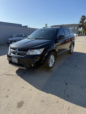Black 2017 Dodge Journey SXT