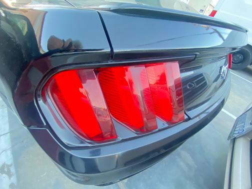 2015 Ford Mustang EcoBoost Premium