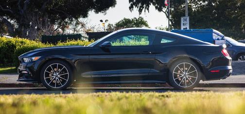2015 Ford Mustang EcoBoost Premium