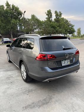 2017 Volkswagen Golf Alltrack TSI SE