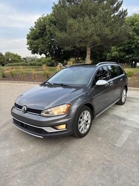 2017 Volkswagen Golf Alltrack TSI SE