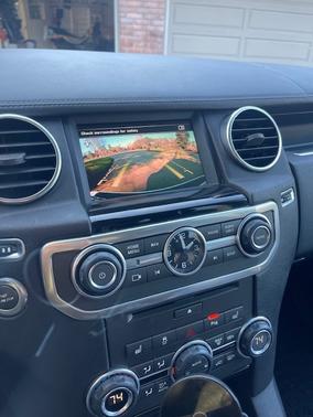 2015 Land Rover LR4 Lux