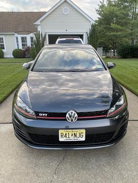 2015 Volkswagen Golf GTI 2.0T Autobahn 4-Door