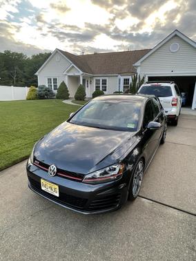2015 Volkswagen Golf GTI 2.0T Autobahn 4-Door