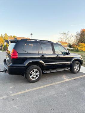 Black 2005 Lexus GX 470 Base