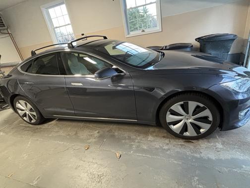 2020 Tesla Model S Long Range Plus