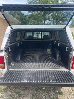 White 1996 Ford Ranger XL