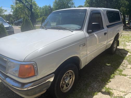 White 1996 Ford Ranger XL