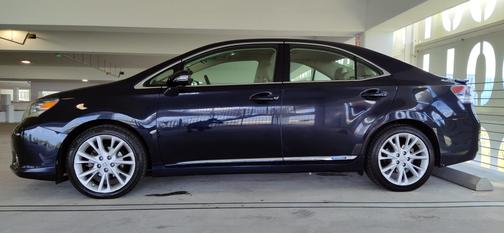 2010 Lexus HS 250h Premium