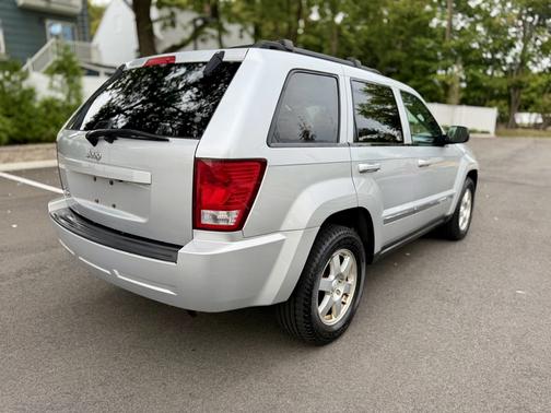 2010 Jeep Grand Cherokee Laredo