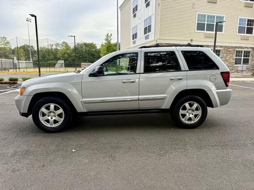 2010 Jeep Grand Cherokee Laredo