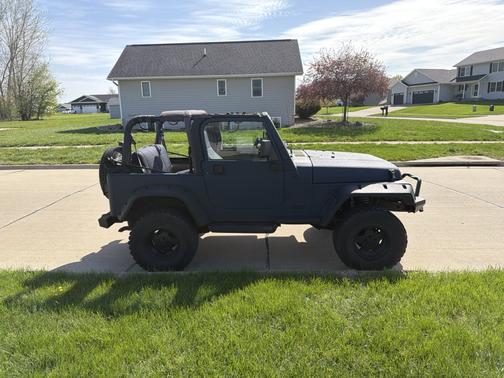 Blue 1997 Jeep Wrangler SE