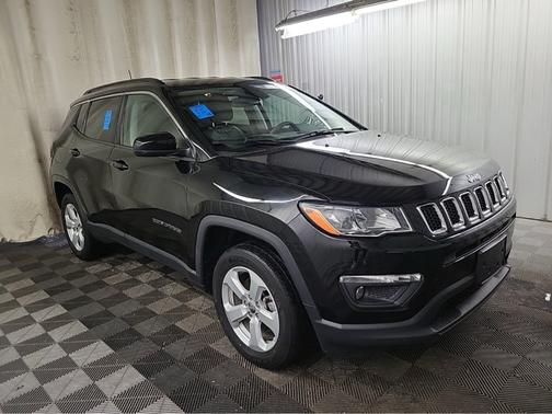 Black 2021 Jeep Compass Latitude