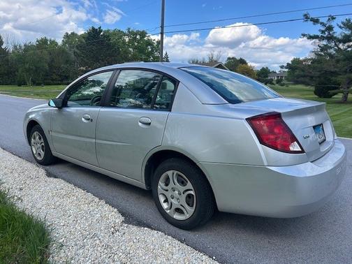 Silver 2003 Saturn Ion 2