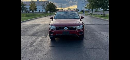 Red 2019 Volkswagen Tiguan 2.0T SE