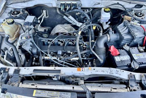 Silver 2008 Ford Escape XLT