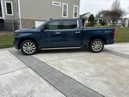 2020 Chevrolet Silverado 1500 High Country
