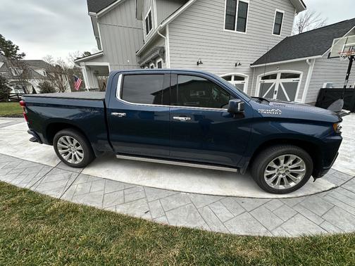 2020 Chevrolet Silverado 1500 High Country