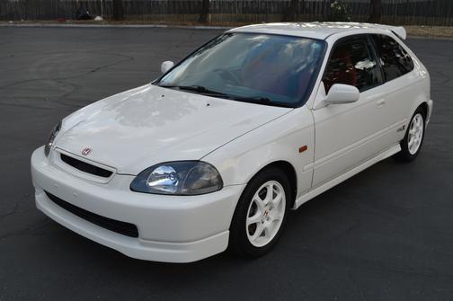 White 1997 Honda Civic DX
