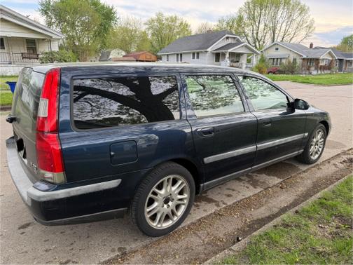 2003 Volvo V70 T5