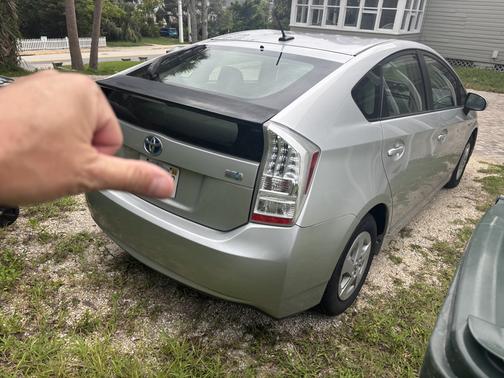 2010 Toyota Prius II