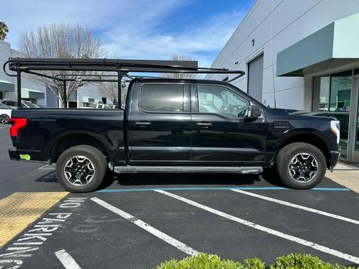 2023 Ford F-150 Lightning Pro