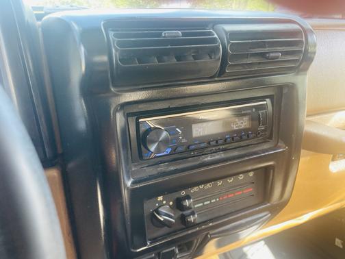 1997 Jeep Wrangler SE