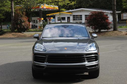 2023 Porsche Cayenne Cayenne