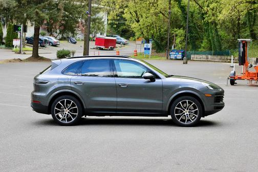 2023 Porsche Cayenne Cayenne