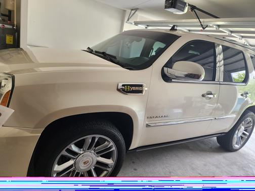 2013 Cadillac Escalade Hybrid Platinum Edition