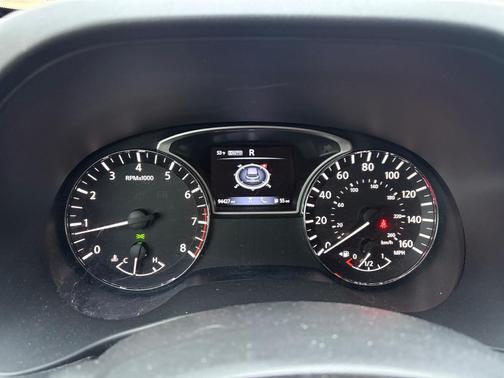 Black 2019 Nissan Pathfinder Platinum