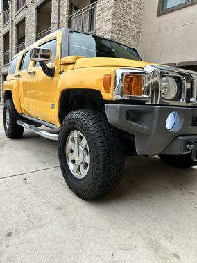 2007 Hummer H3 Base