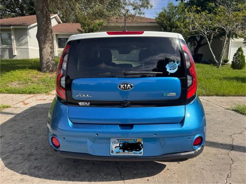 2017 Kia Soul EV +