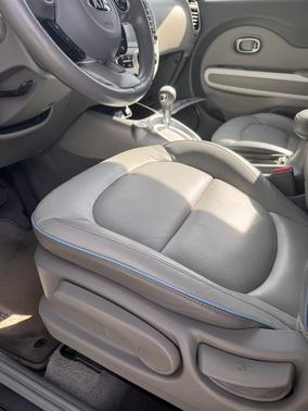 2017 Kia Soul EV +