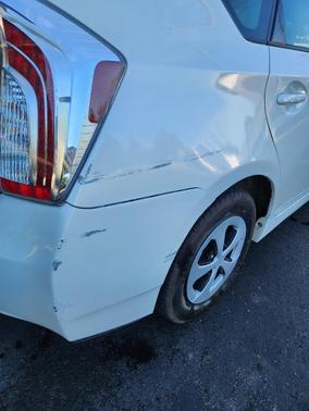 White 2014 Toyota Prius Three