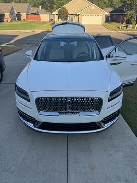 White 2020 Lincoln Nautilus Reserve