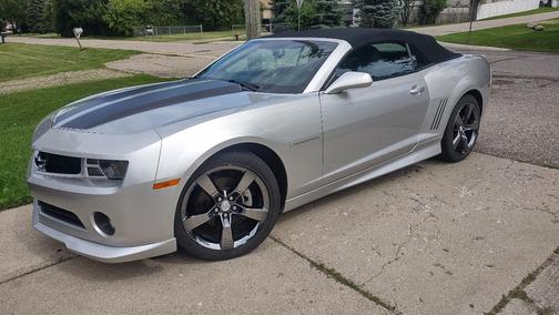 Silver 2011 Chevrolet Camaro 2LT