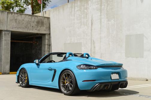 Blue 2020 Porsche 718 Spyder 718 Spyder