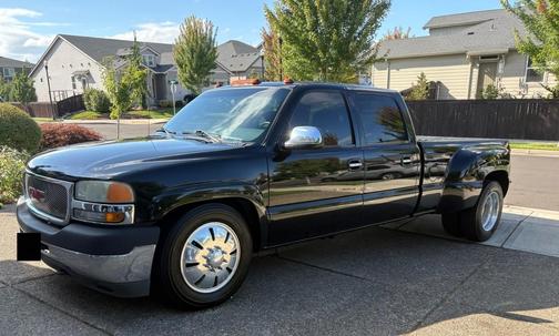 Black 2001 GMC Sierra 3500 SLE Crew Cab