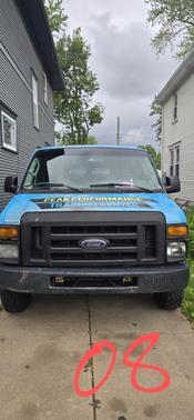 2008 Ford E350 Super Duty XL Extended Wagon