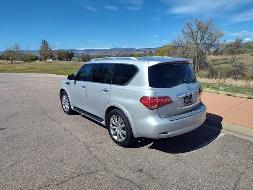 Silver 2012 INFINITI QX56 Base