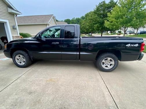 Black 2007 Dodge Dakota SLT Club Cab